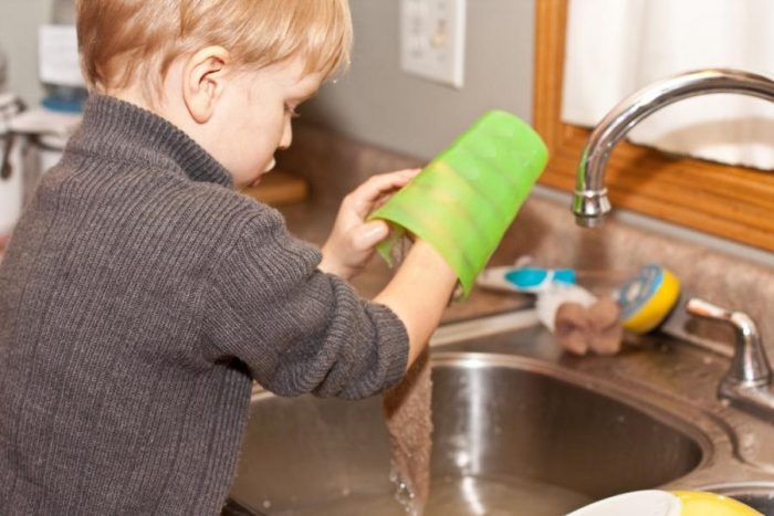 kids' household chores