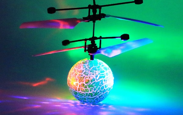 Whistlecopter LED Flying Ball