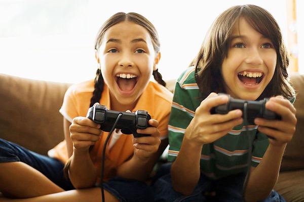 Children Interacting and Socializing via Gaming