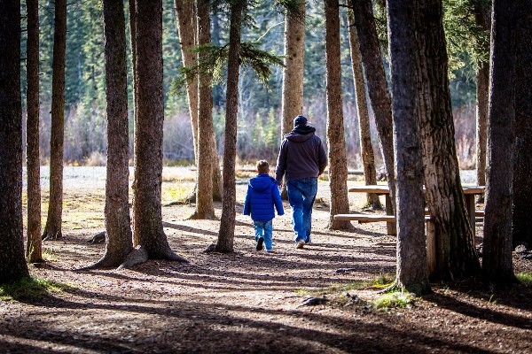 Enjoying the Environment with Family and Friends