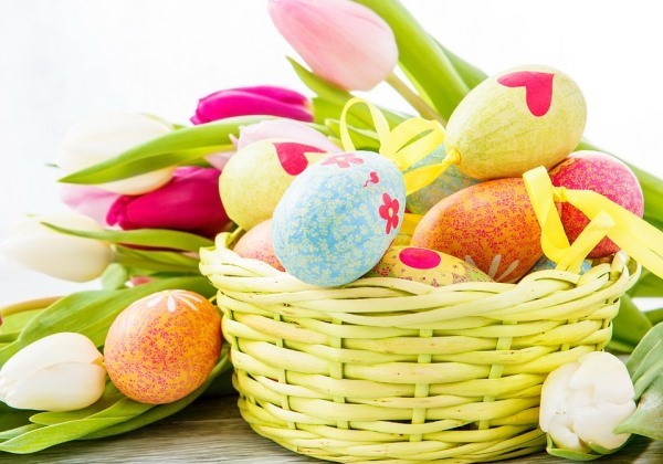 Classic Easter Egg Basket